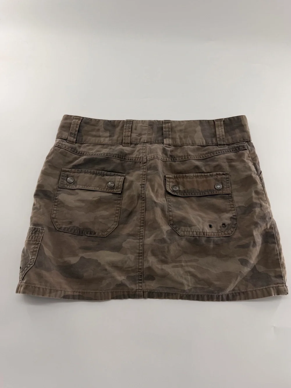 Old Navy Vintage Y2K Mini Skirt Green Camo Camouflage Women’s Short Size 8 Y2K
